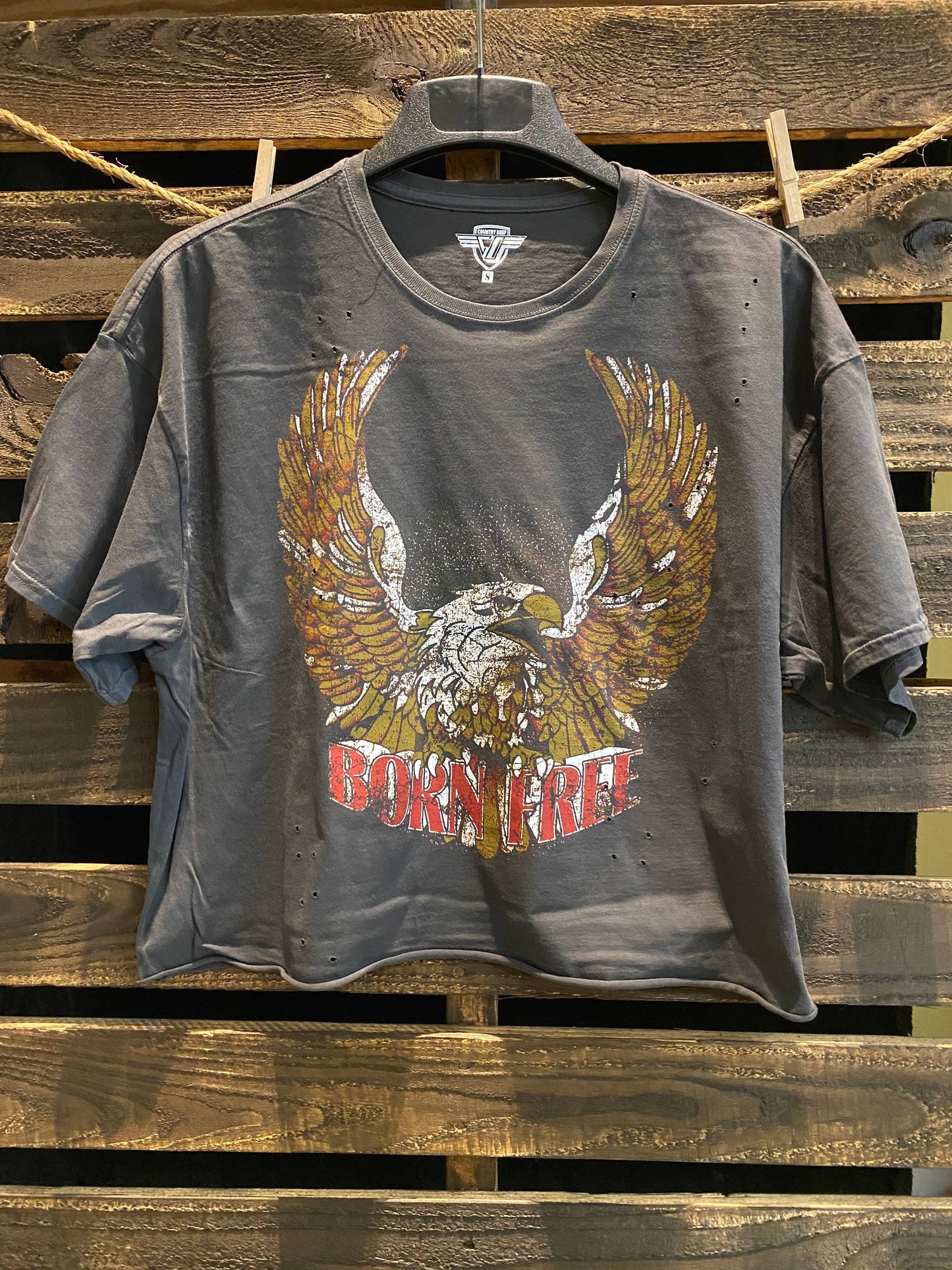 Born Free 90's vibe Cropped T- shirt
